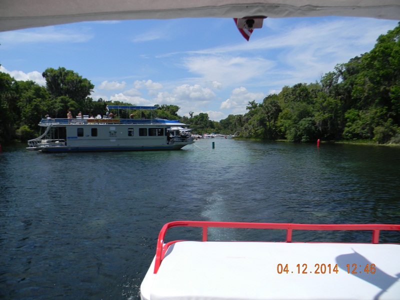 3. Houseboat at Silver Glen Springs.JPG