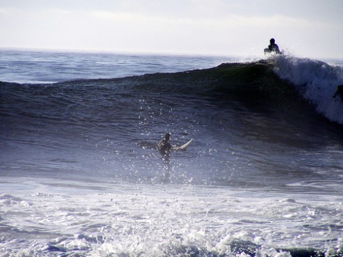 surfing-hurricane-bill-2-490x367.jpg
