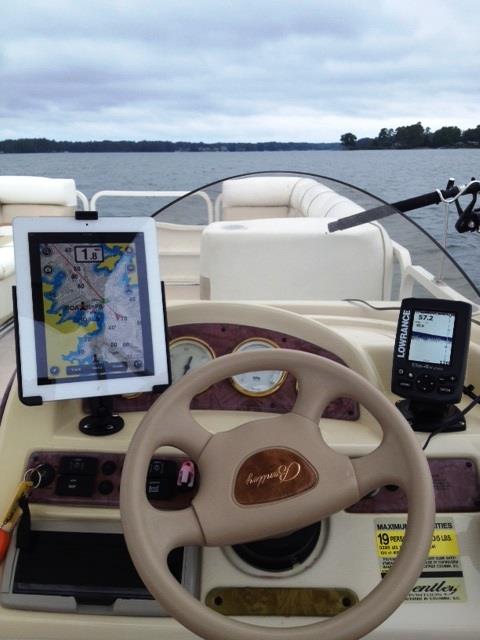 Pontoon Ipad Install 7 15 13.jpg