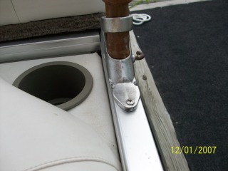 pontoon pics 004.JPG