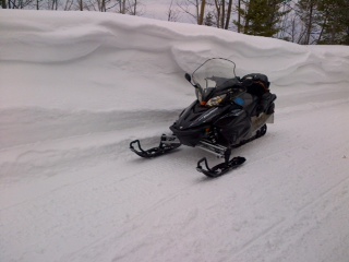 snowmobile pic.JPG