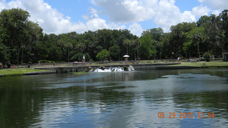 2 deleon_springs_waterfall.jpg