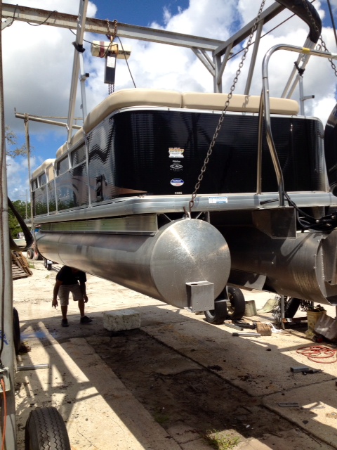 boat1.jpg