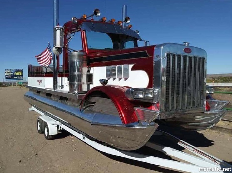 pontoon semi.jpg