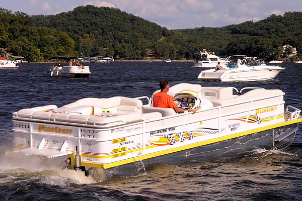 100mph PlayCraft pontoon.jpg