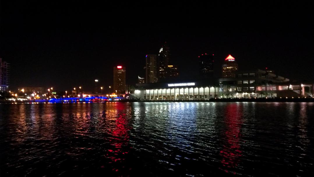 DowntownTampaAtNight_Sml.JPG
