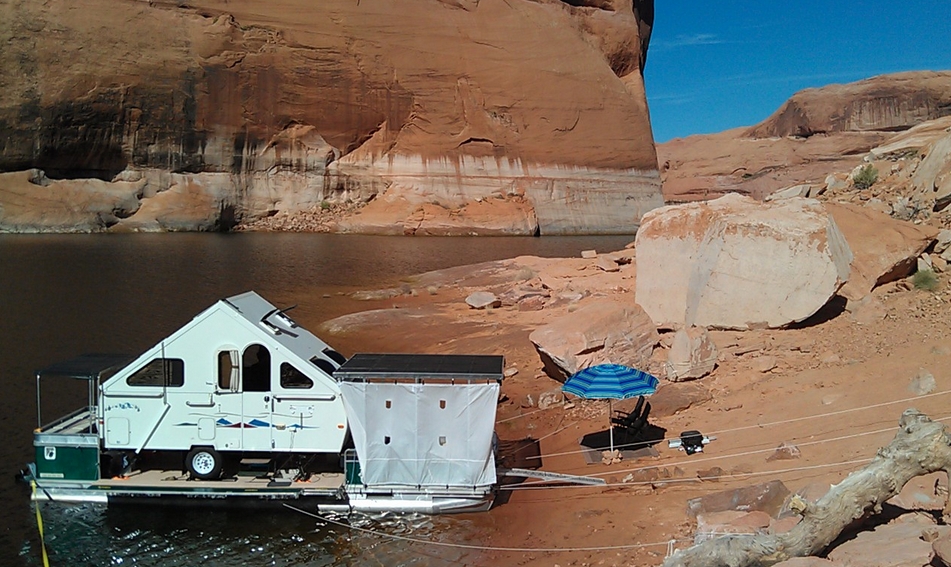 toon at reflection canyon.jpg